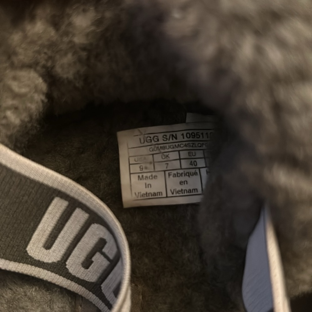 Ugg Fluff Yeah Slides - image 5